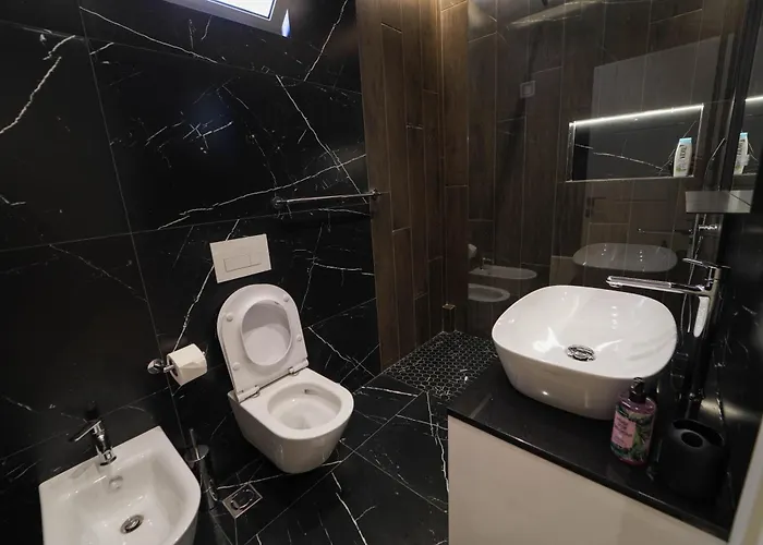 2 Steps From Center 3 3 Apartament *